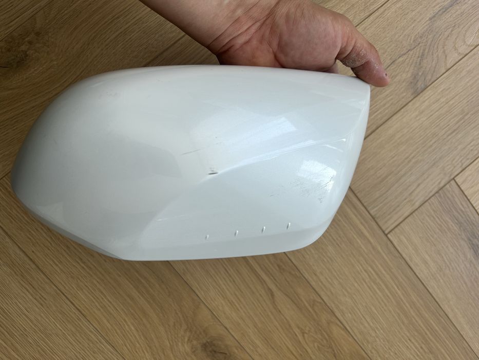 Крышка зеркало камри 70