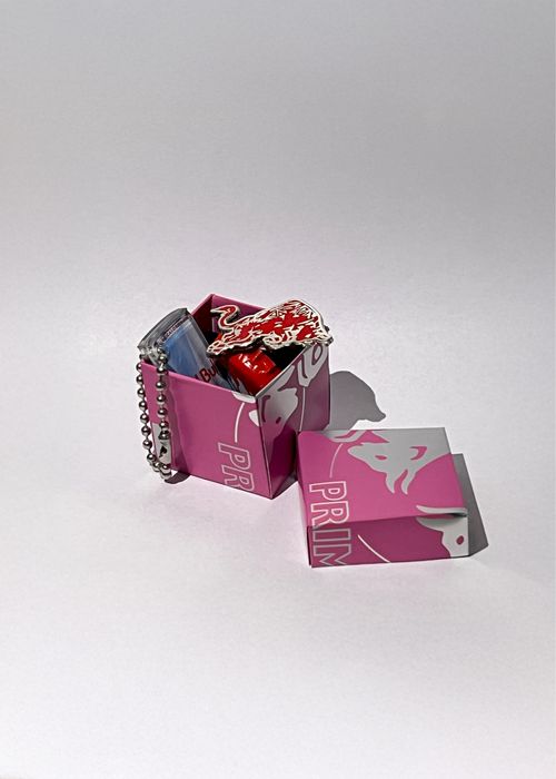 Cutie din doze Red Bull