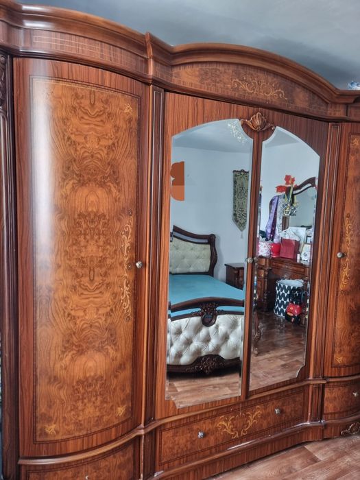 Шкаф и трельяж. .