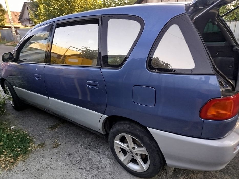 Продам Тойота ипсум