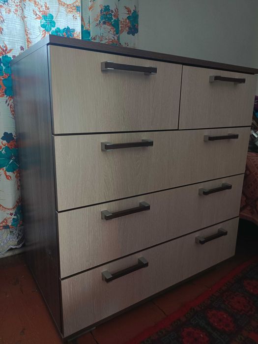 Комод в хорошем состоянии