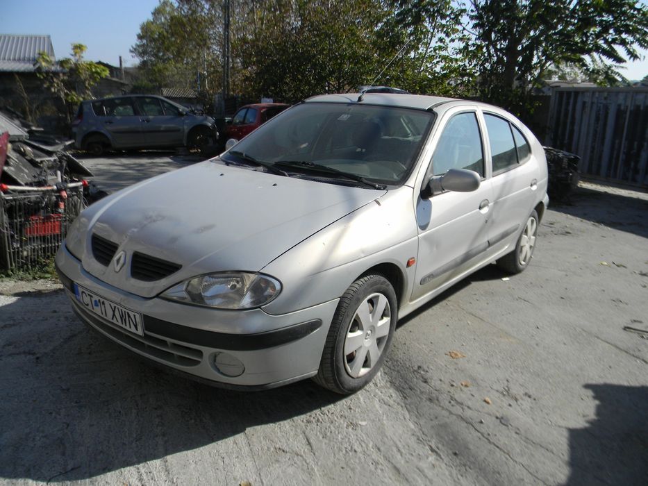 Dezmembrari Renault MEGANE 1 (1995-2002) 1.9 dCi (KA05, KA1F) Motorina