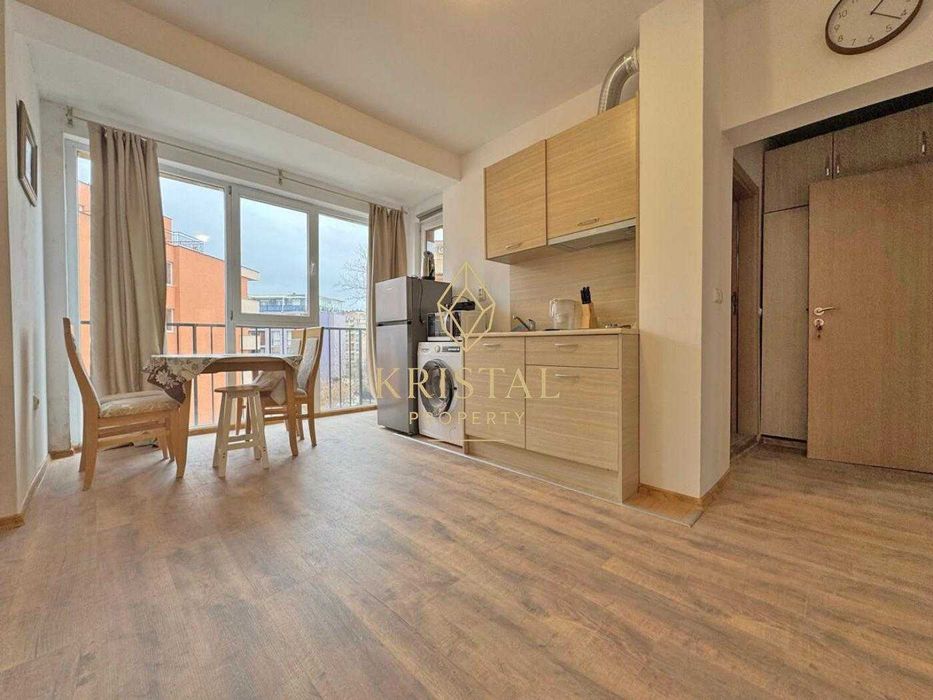 Продава се Двустаен апартамент в к.к. Слънчев бряг - 55 кв.м за 700 €/кв.м - Снимка #3