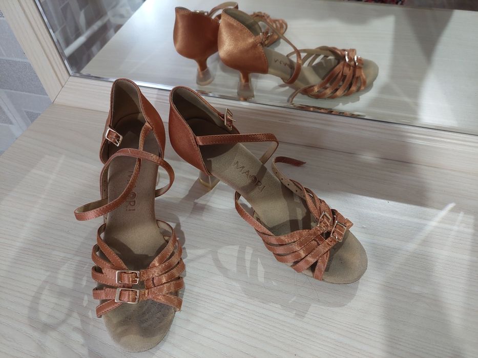 Туфли для танцев