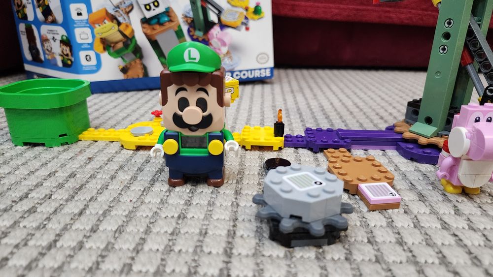 Продам Lego Super Mario, Luigi