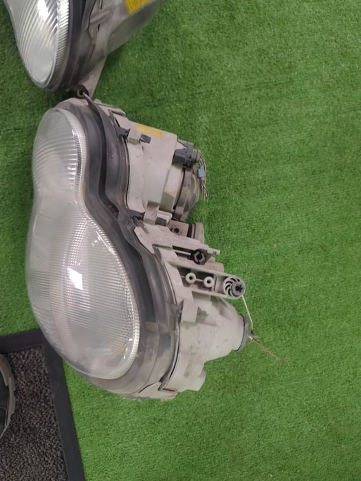 Farurii Mercedes C classe w203 2000/2007