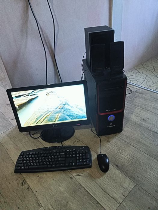 ПК недорого в комплекте.