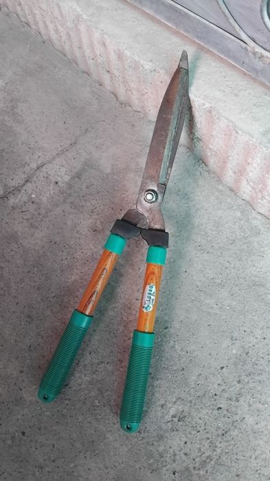 Газонные Садовые ножницы