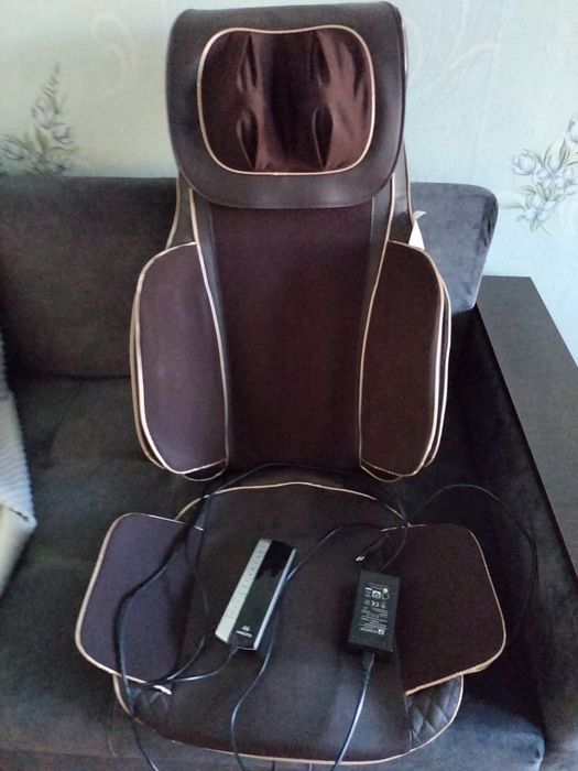 Продам массажное кресло