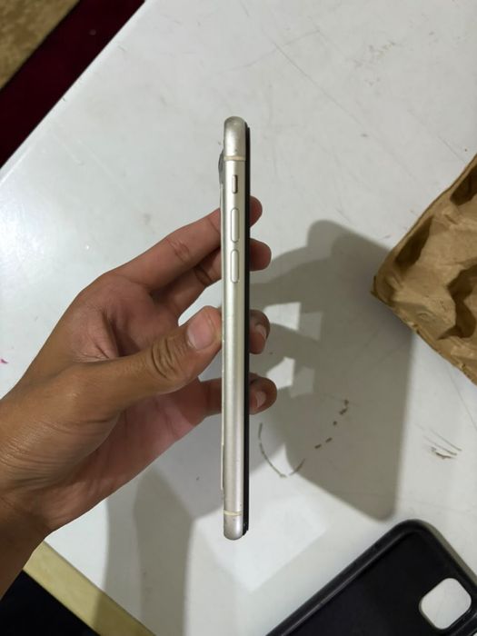 Продам Iphone 11