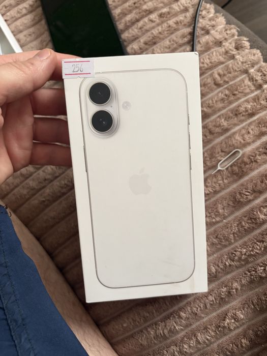 Продам iPhone 17 256gb