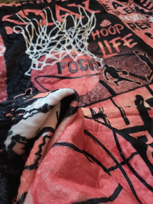 Pătură din fleece cu tematică de baschet