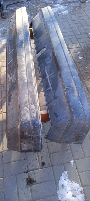 Бампера только задние!Гольф 3 универсал,мерс 190 узкий. Делика булка