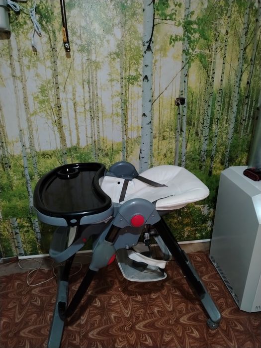 Детский стульчик - столик в отличном состоянии