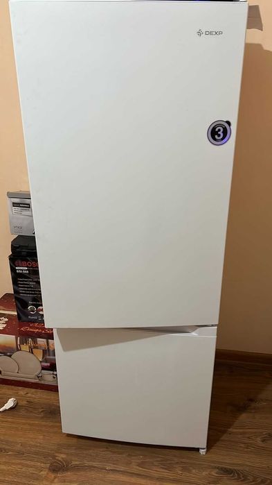 Холодильник новый