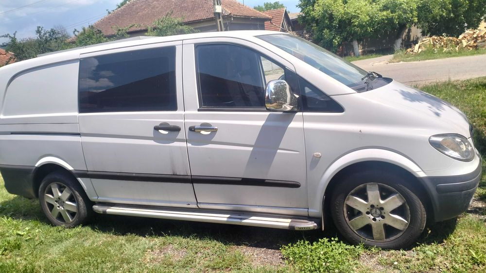 Mercedes Vito cu volan pe dreapta înmatriculat în Uk