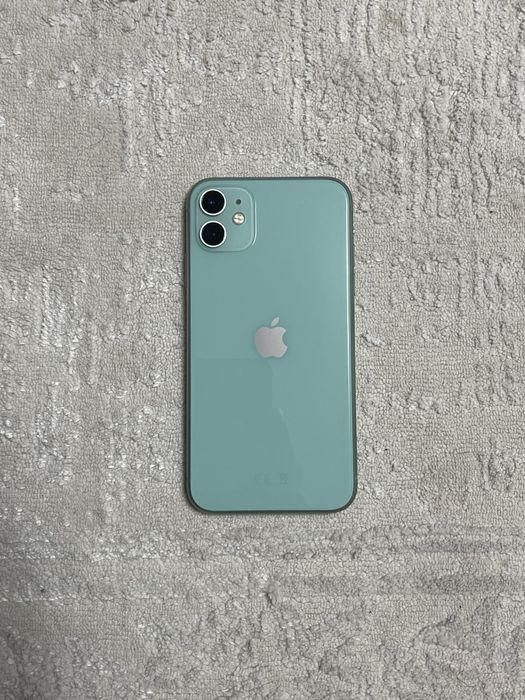 iPhone 11, в идеальном состоянии.