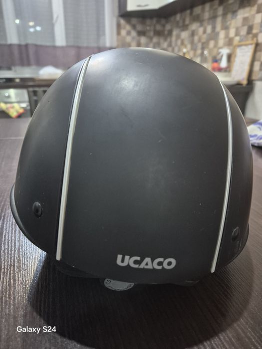 Шлем для конного спорта