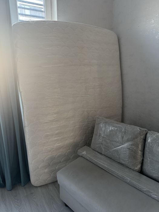 Продам матрас 160 * 200 см ортопедический