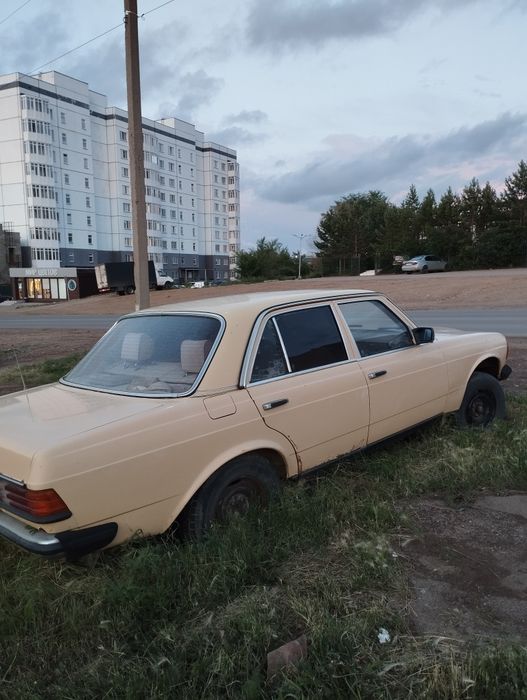 Продается Мерседес 123
