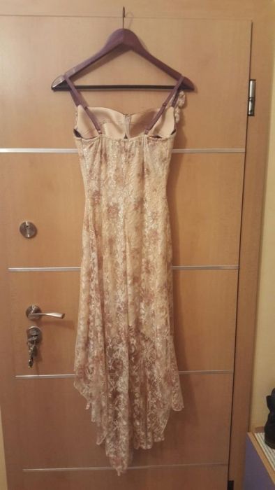 Официална дантелена рокля