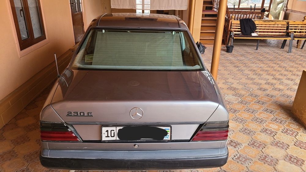 Mercedes Benz w124 e230