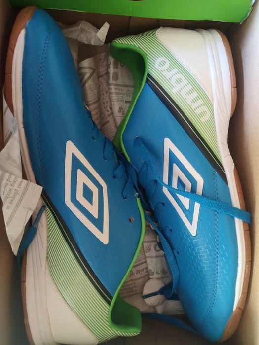 UMBRO Нови Маратонки