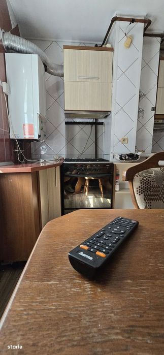 Închiriez 3 camere, Decomandate ,Călugăreni,Et. 1 65 mp