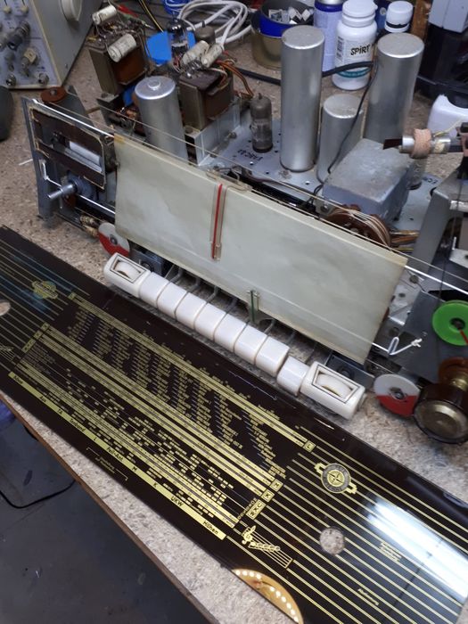 1500 lei AZI Radio cu lămpi Nordmende Othello 4x5 w stereo