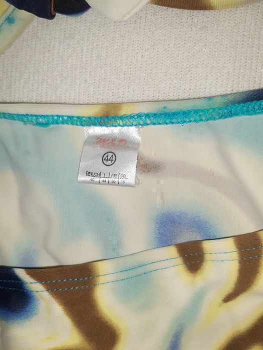 Бански на различни марки