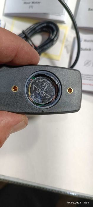 Дигитален моточасовник и тахометър