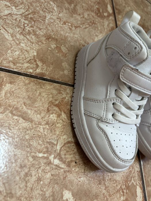 Încǎlțǎminte bebe