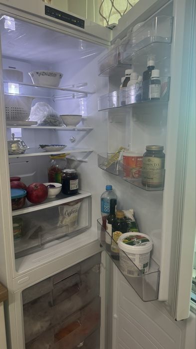 Продам холодильник