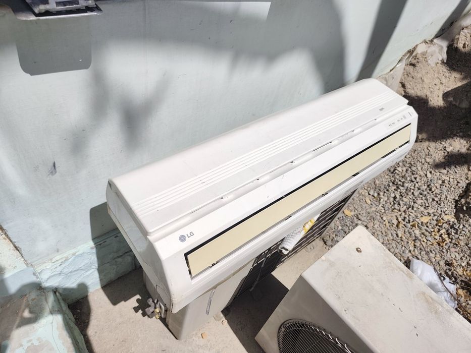 Продам кондиционер Б/У.  LG. 0.9