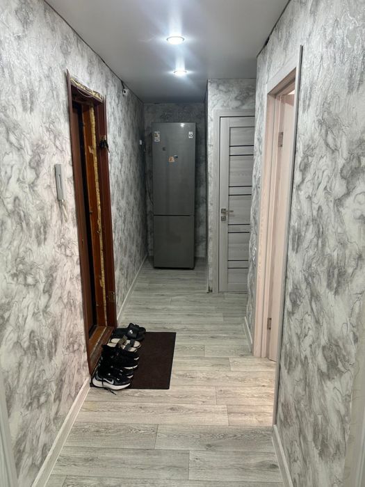 Продается двух комнатная квартира