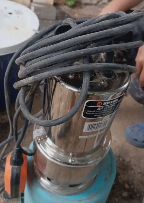 Продам дренажный насос