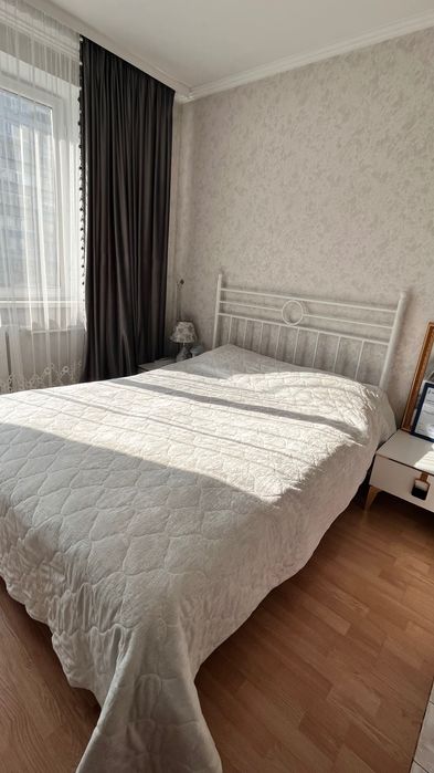 Кровать с матрасом 150х200