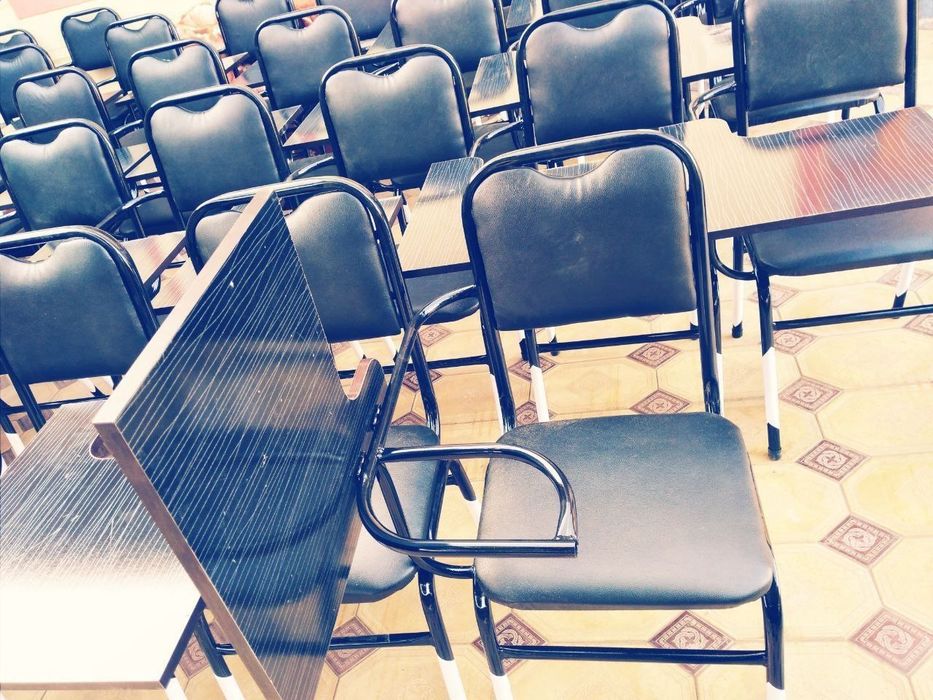 Temir stol stullar Do'konlar bilan ishlaymiz