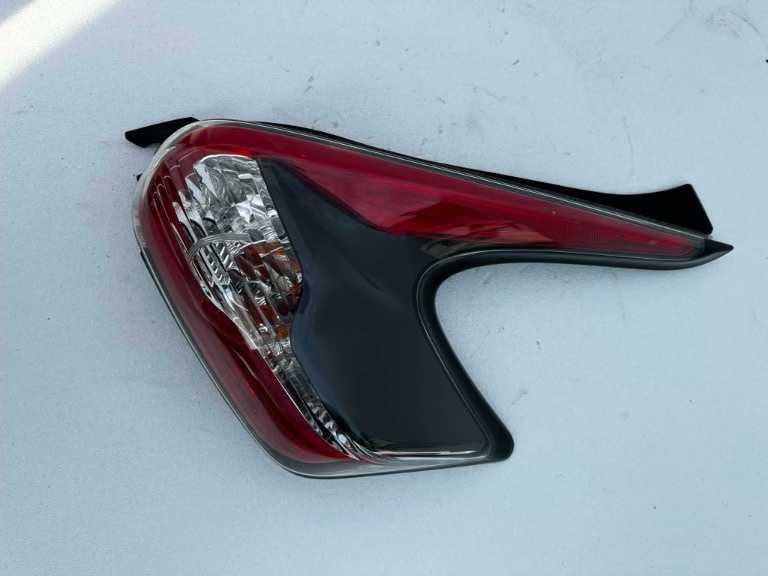 Triplă stop stânga dreapta Nissan Juke F15 L90049815 L90049817 2010-2019
