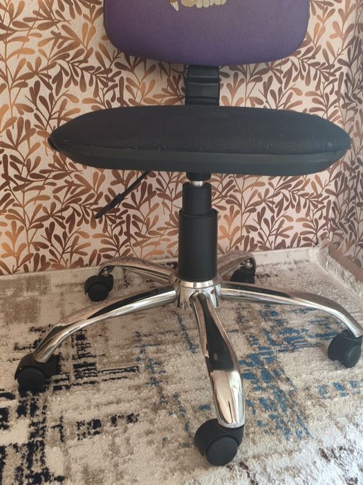 Стул компьюторный