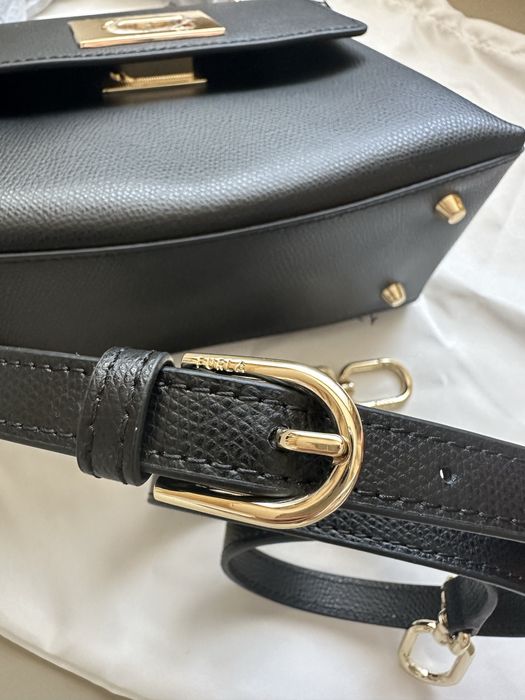 Дамска чанта Furla 1927 в черен цвят