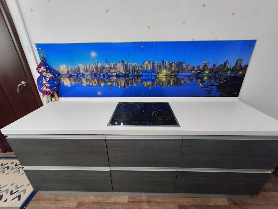 Кухонный гарнитур с техникой