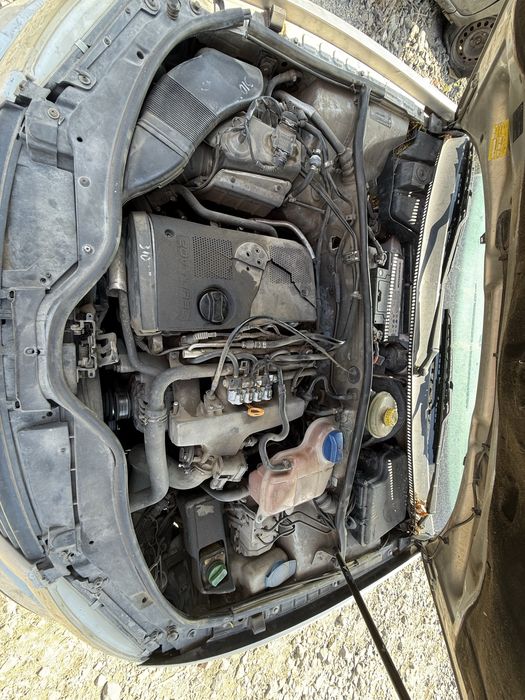 Фолксваген пасат B5 2.0 бензин комби