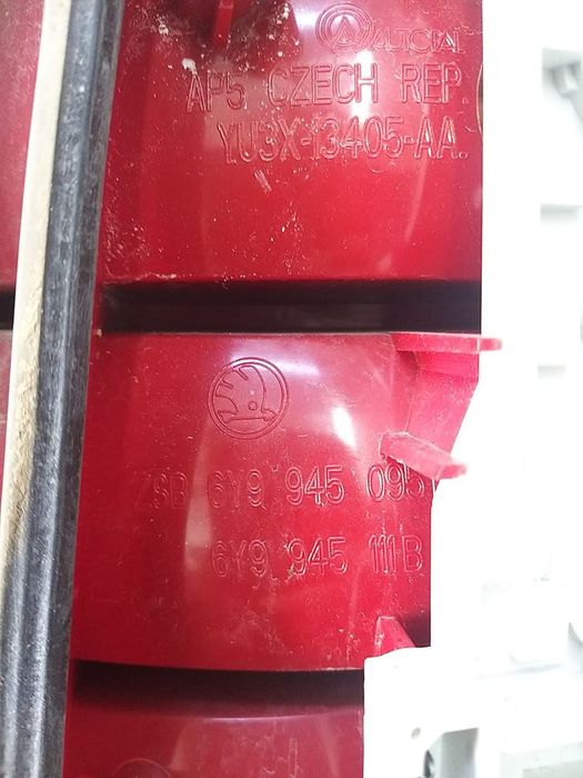 Stop tripla lampa stanga skoda fabia 1 6y 6y9945095 6y9945111b