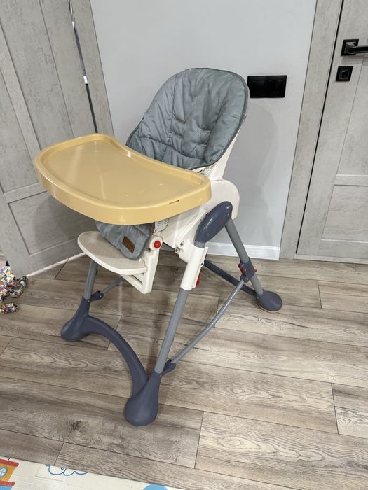 Продам стульчик для кормления