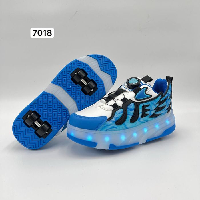 Bolalar uchun zamonaviy LED yoritgichli roller krossovkalar.Крутые дет