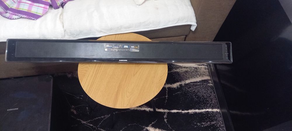 Саундбар и субуфер Samsung