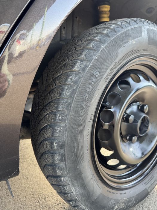 Продаётся Spark  2017 года