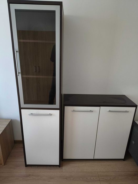 trei bucati mobilier