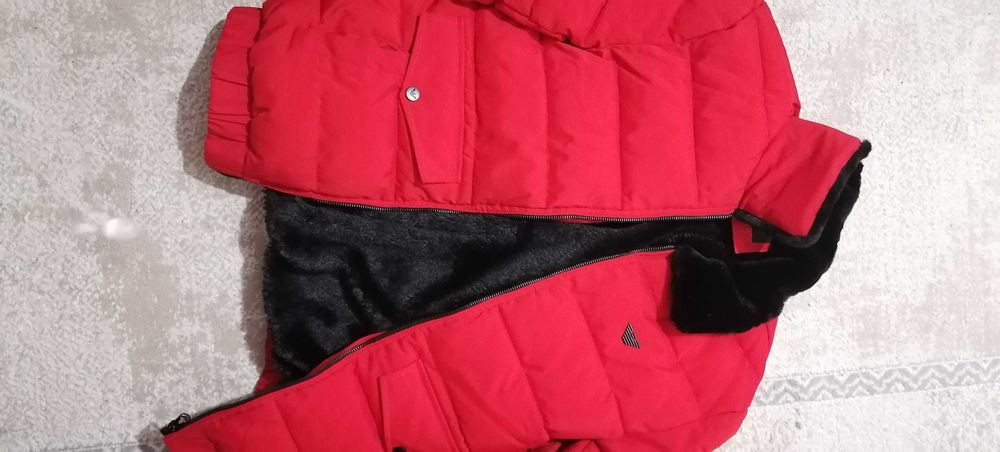 Продам куртку зима